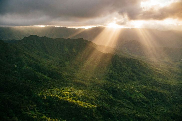Romantic Proposal Oahu Helicopter Flight - Image 7