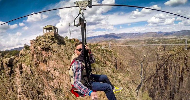 Royal Gorge Jeep Adventure  and Ziplining Tour - Image 1