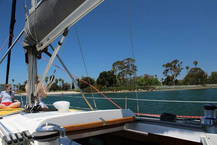 6 Hour Private Family Sail on a 35ft Yacht - Image 7