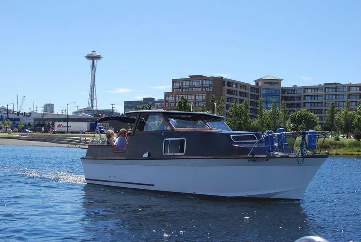 Private 1 Hour Lake Union Sightseeing Cruise - Image 3