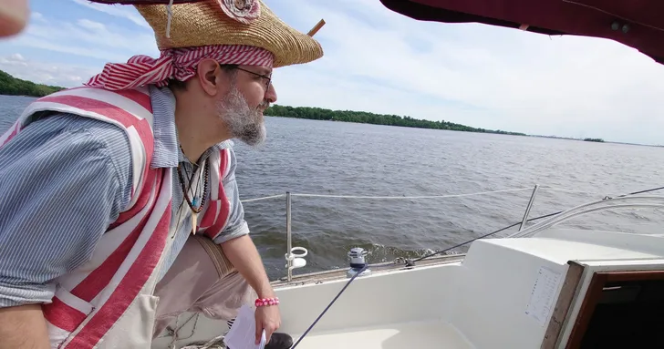 Sailing on the Historic Philadelphia Waterfront