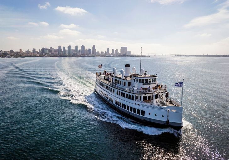 Premier Brunch & Unlimited Mimosas Cruise in San Diego