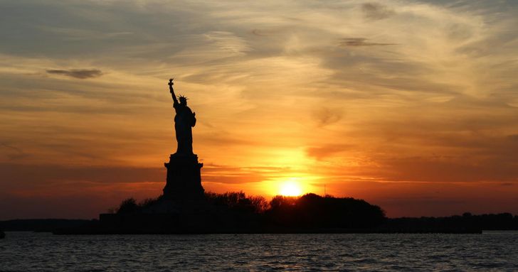 Sunset Sail aboard the Schooner Adirondack - Image 5