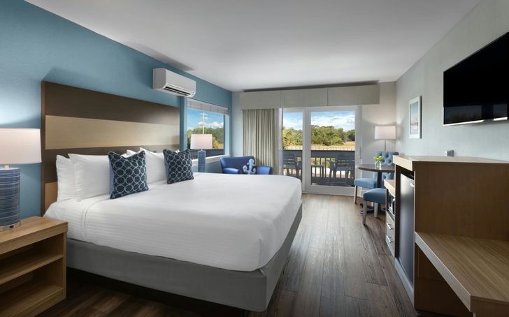 Charleston Escape: 2-Night Hotel Stay - Image 11