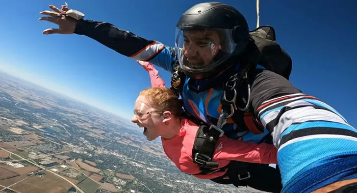 Tandem Skydiving with Photo and Video Package