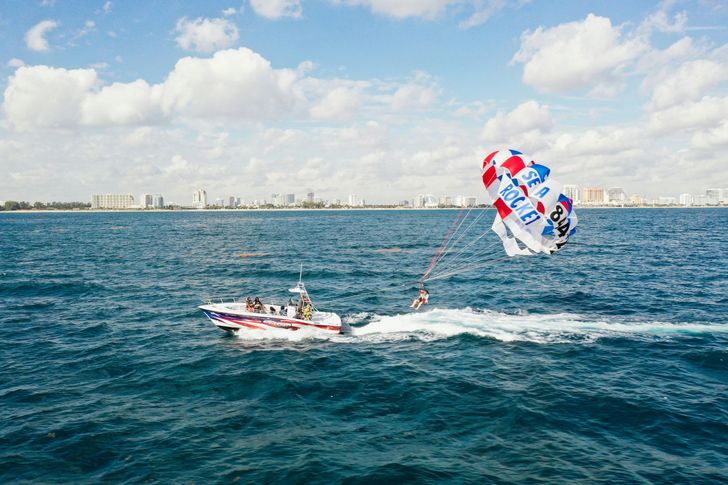Ocean Parasailing and Speed Boat  Adventure in Fort Lauderdale - Image 4