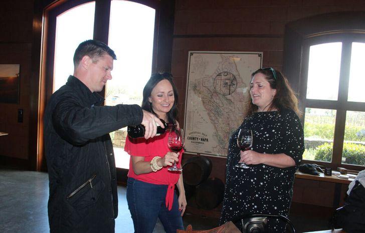 Napa Valley Wine Trolley Castle Tour with Lunch - Image 2
