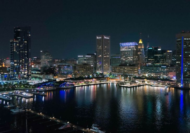 Saturday Signature Dinner Cruise in Baltimore - Image 2