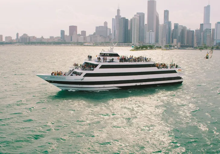 Saturday Signature Dinner Cruise on Lake Michigan
