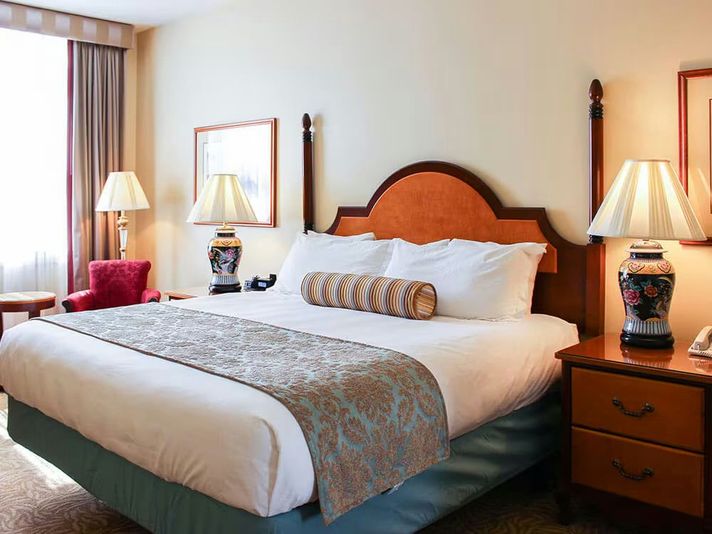 A Grand Time at the Historic Hotel Providence - Image 6