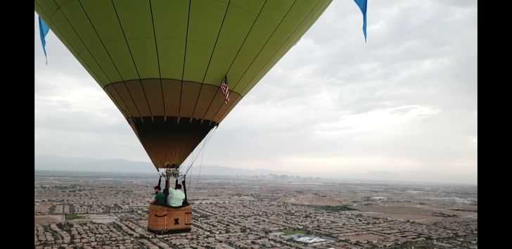Private Hot Air Balloon Ride for Two with Champagne & Wine Tasting - Image 4
