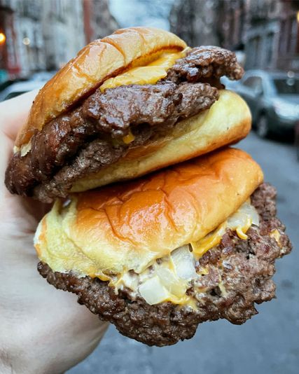 The Sandwiches of Times Square Food Tour - Image 3