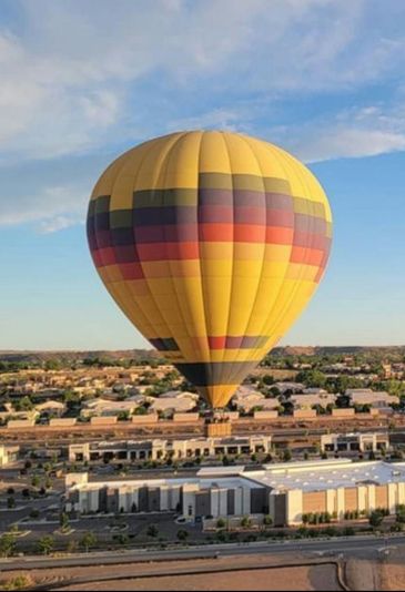 Semi-Private Hot Air Balloon Ride with Wine Tasting & Breakfast - Image 5