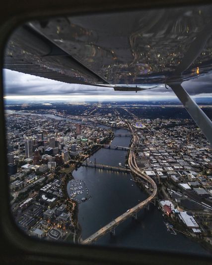 Downtown Portland Plane Tour - Image 2