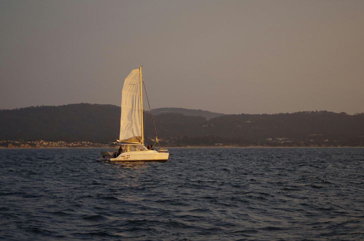 Sunset Catamaran Sailing Cruise - Image 2