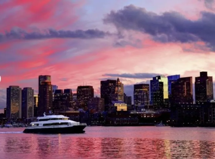 Narrated Historic Sunset Cruise in Boston