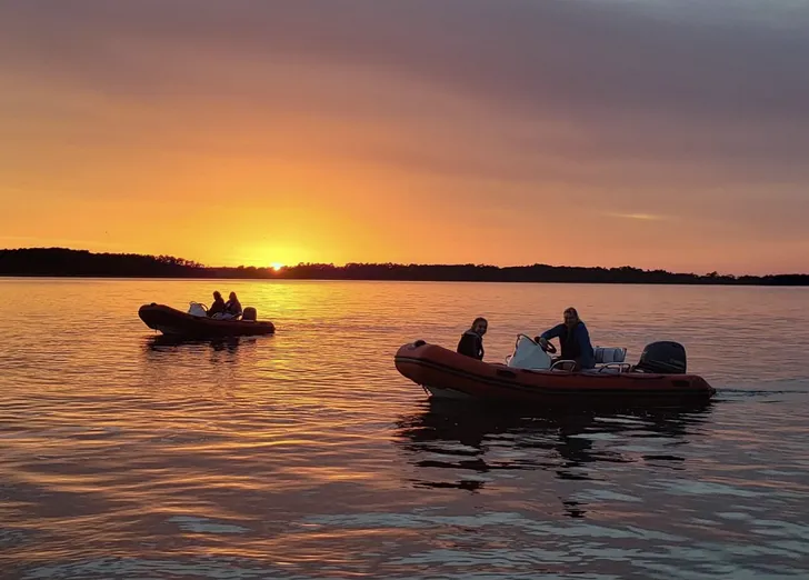 Hilton Head Mini Boat Dolphin Tour at Sunset