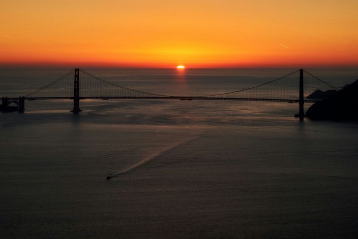 Learn to Fly a Cirrus SR22 Plane in San Francisco