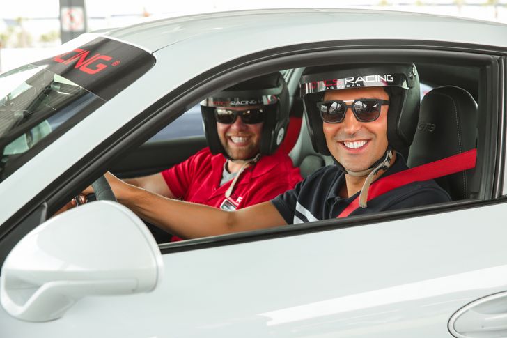 Race a Nissan GT-R in Las Vegas - Image 5
