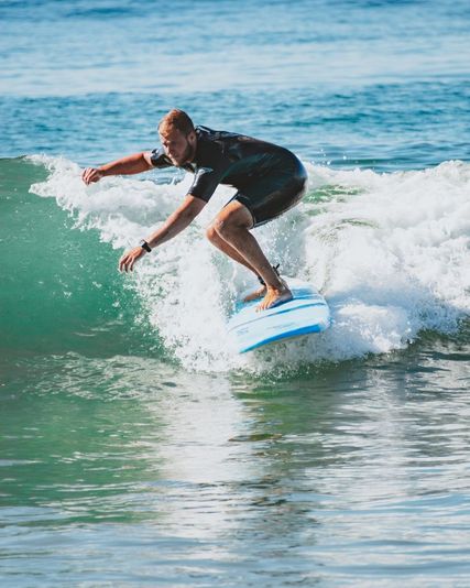 Santa Monica Group Surfing Lesson - Image 5