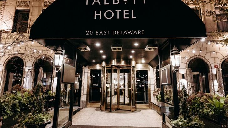 2 Nights in Chicago + Michelin Dining Experience: Getaway & Gourmet Bites - Image 15