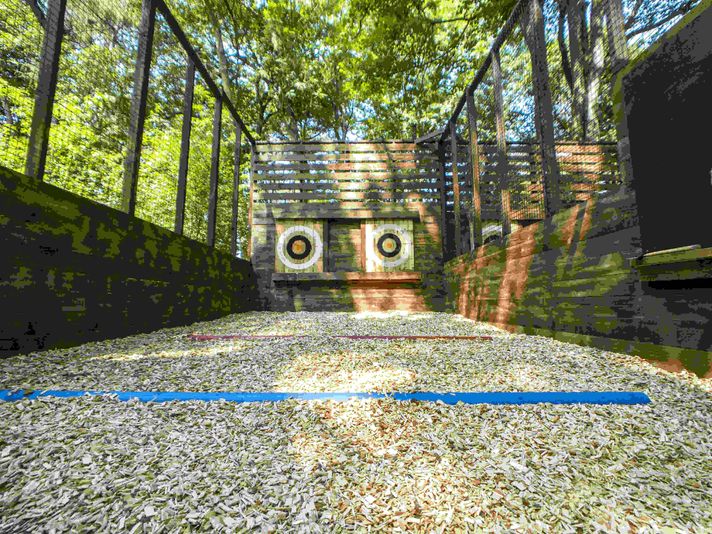 Memphis Outdoor Axe Throwing with Go Ape - Image 4