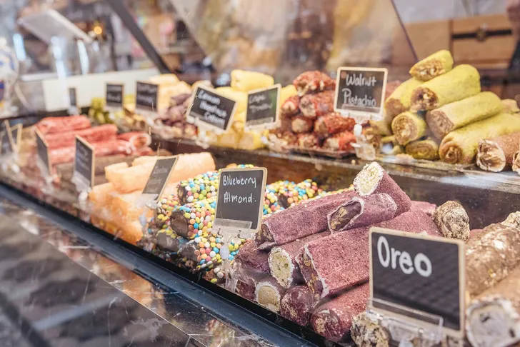 Mini Downtown Santa Barbara Food Tour with Drink