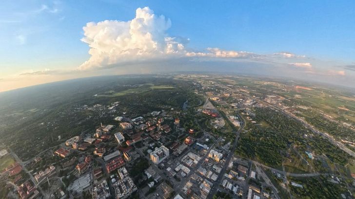 Private Plane Tour of Canyon Lake - Image 4