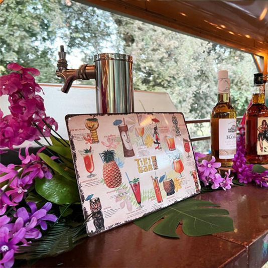 Tiki Train Ride with Live Music and Cocktails - Image 3