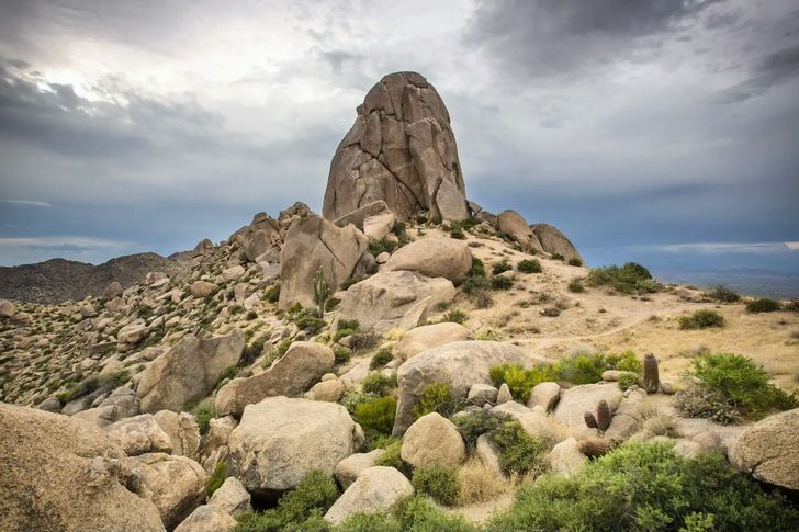 Iconic Tom's Thumb Hiking Adventure in Scottsdale - Image 3