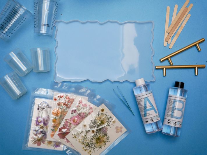 Floral Resin Serving Tray Kit - Image 2