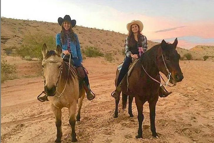 Wild West Sunset Horseback Ride with Dinner - Image 5