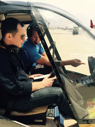 Learn to Fly an R22 Helicopter in Los Angeles