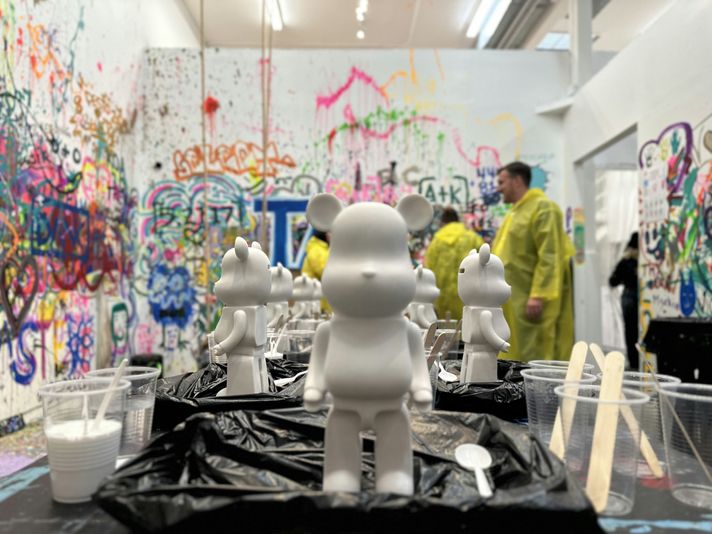 Los Angeles Fluid Bear Immersive Art Experience - Image 2