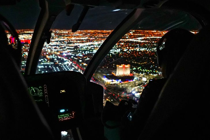 Wizard of Oz Sphere Show & Las Vegas Strip Helicopter Night Tour - Image 4