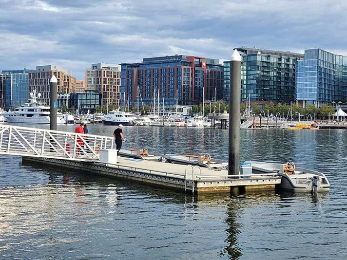Private Self-Guided Picnic Boat Tour from The Wharf - Image 3
