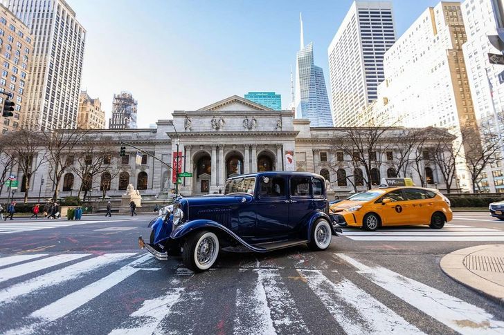 Midtown Vintage Car Tour