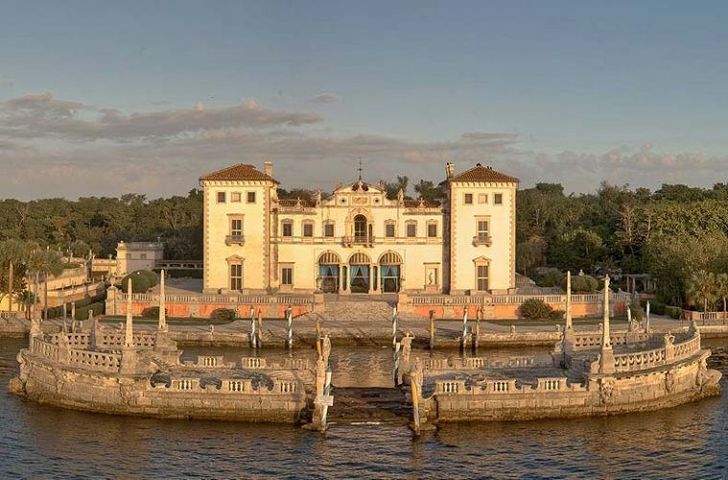 Vizcaya Sunset Cruise on Vintage Yacht - Image 11