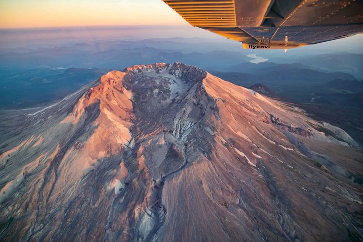 Mt. St. Helens Plane Tour