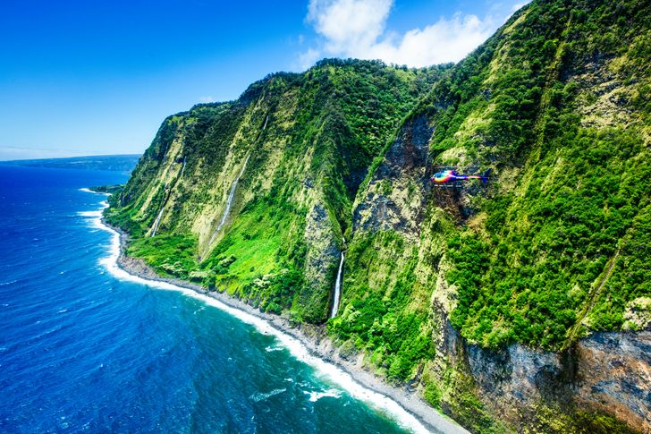 Kohala Coast Volcanoes Waterfalls Helicopter Tour - Image 11