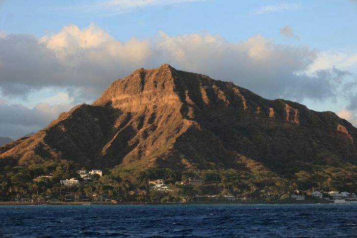 Waikiki Sunset + Whale Watching - Image 3