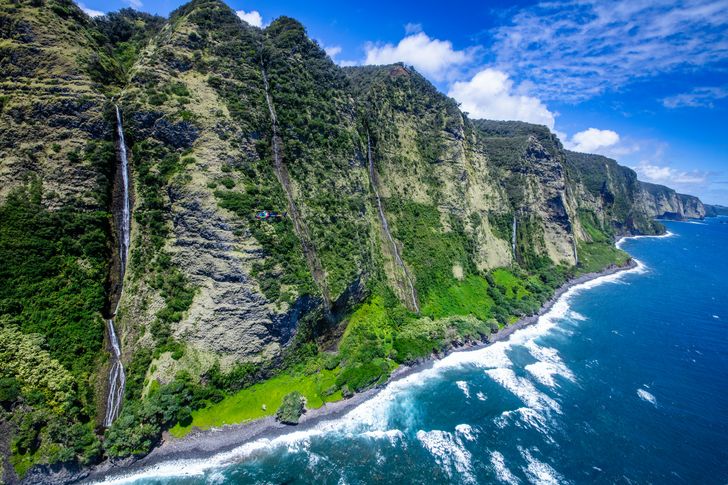 Kohala Coast Volcanoes Waterfalls Helicopter Tour - Image 5