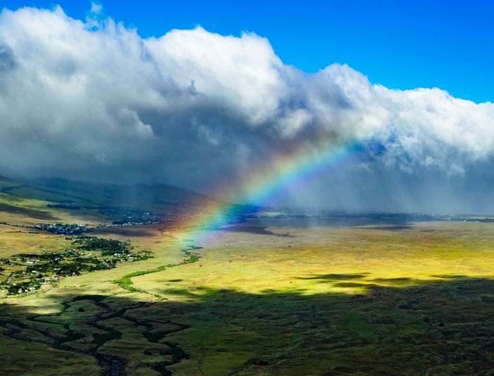 Kohala Coast Volcanoes Waterfalls Helicopter Tour - Image 3