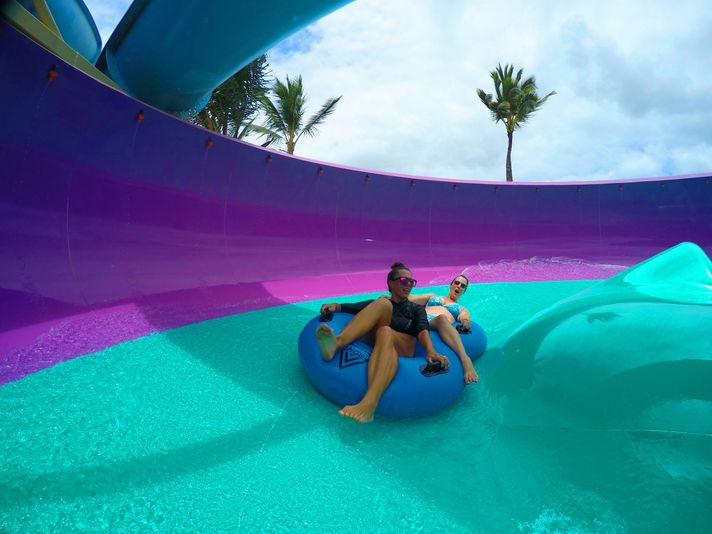 Wet & Wild Admission with Waikiki Transportation