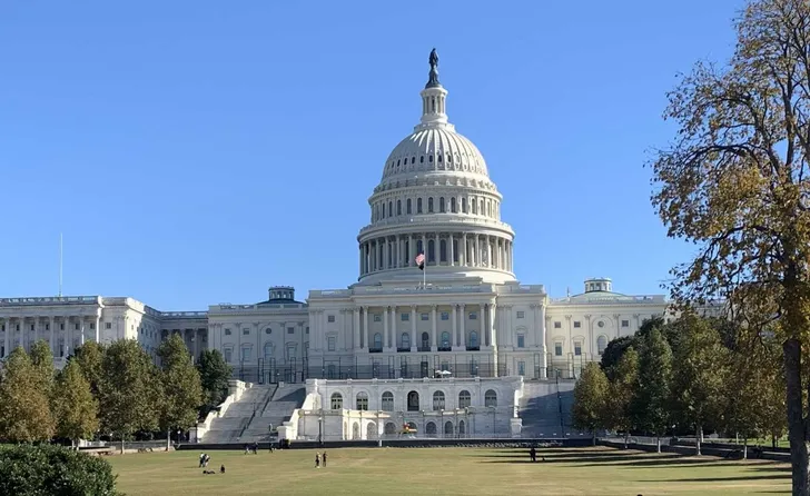 Questo City Exploration Game: Washington DC House of Cards
