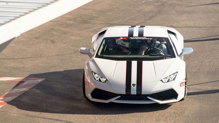 Race a Lamborghini - Hedge Hollow Racetrack - Image 5