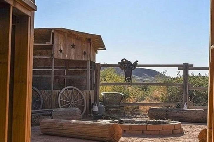 Wild West Sunset Horseback Ride with Dinner - Image 8