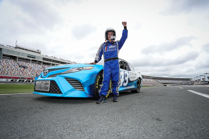 NASCAR Racing Experience - Image 3