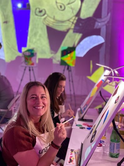 A Night With Picasso Paint & Sip Experience in Miami - Image 4