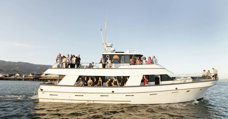 Happy Hour Cruise on Luxury 70' Yacht - Image 2